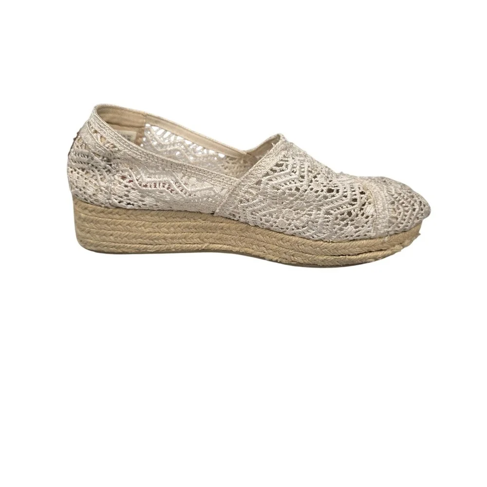 BOBS From Skechers Shoes Womens Size 7.5‎ Beige Crochet Espadrille Wedge Flat